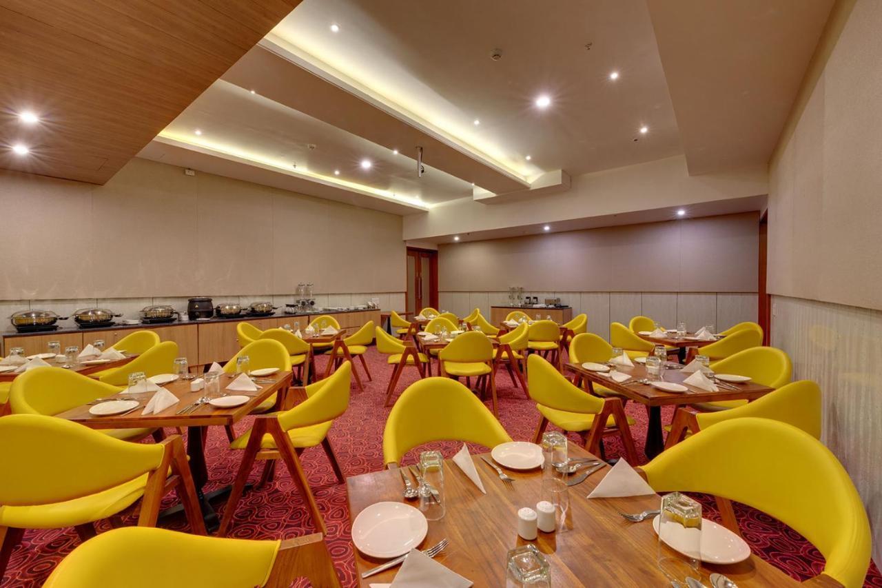Viola Beacon Resort, Лонавла Екстер'єр фото