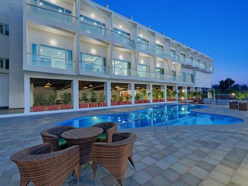 Viola Beacon Resort, Лонавла Екстер'єр фото