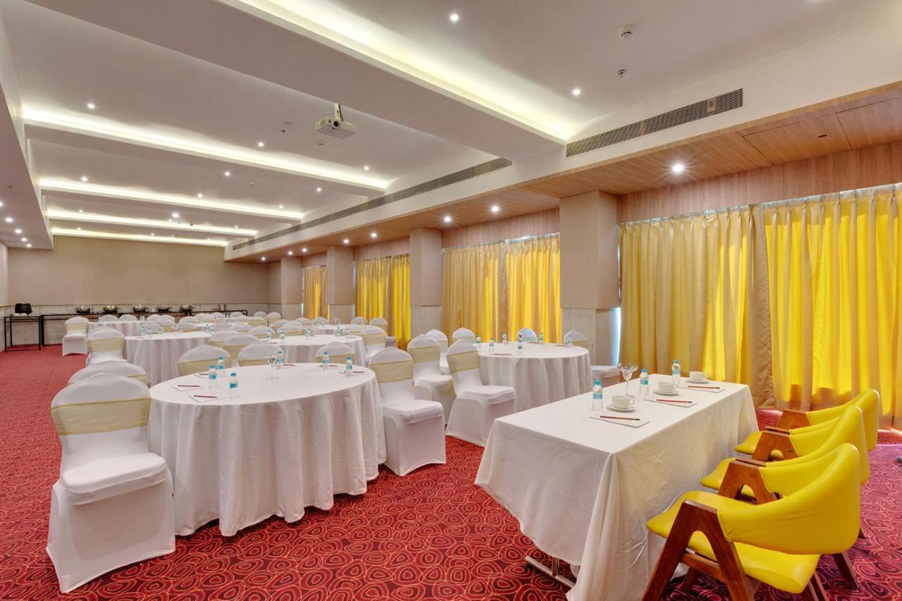 Viola Beacon Resort, Лонавла Екстер'єр фото